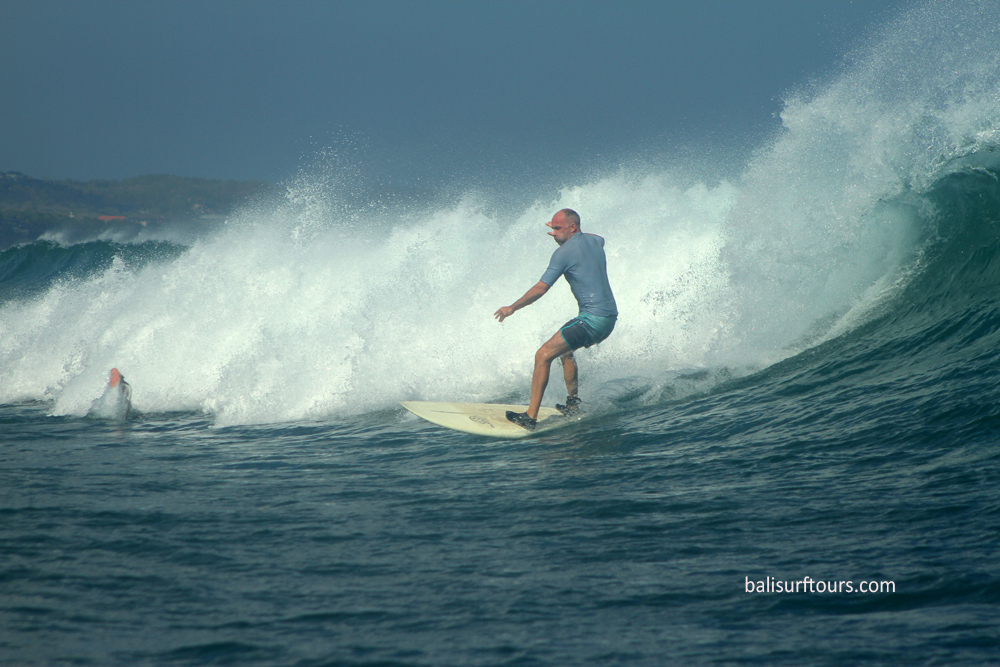 surf boat trip bali