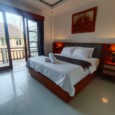 Queen bed room